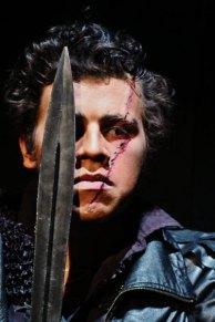 488073_316050788517109_1523721109_n