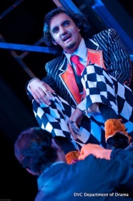 2009-10-15-dvc-urine-town-5540