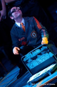 2009-10-15-dvc-urine-town-6003